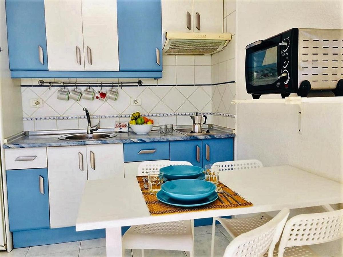 Apartament Beach And Pool In Playa De Las Americas Zewnętrze zdjęcie